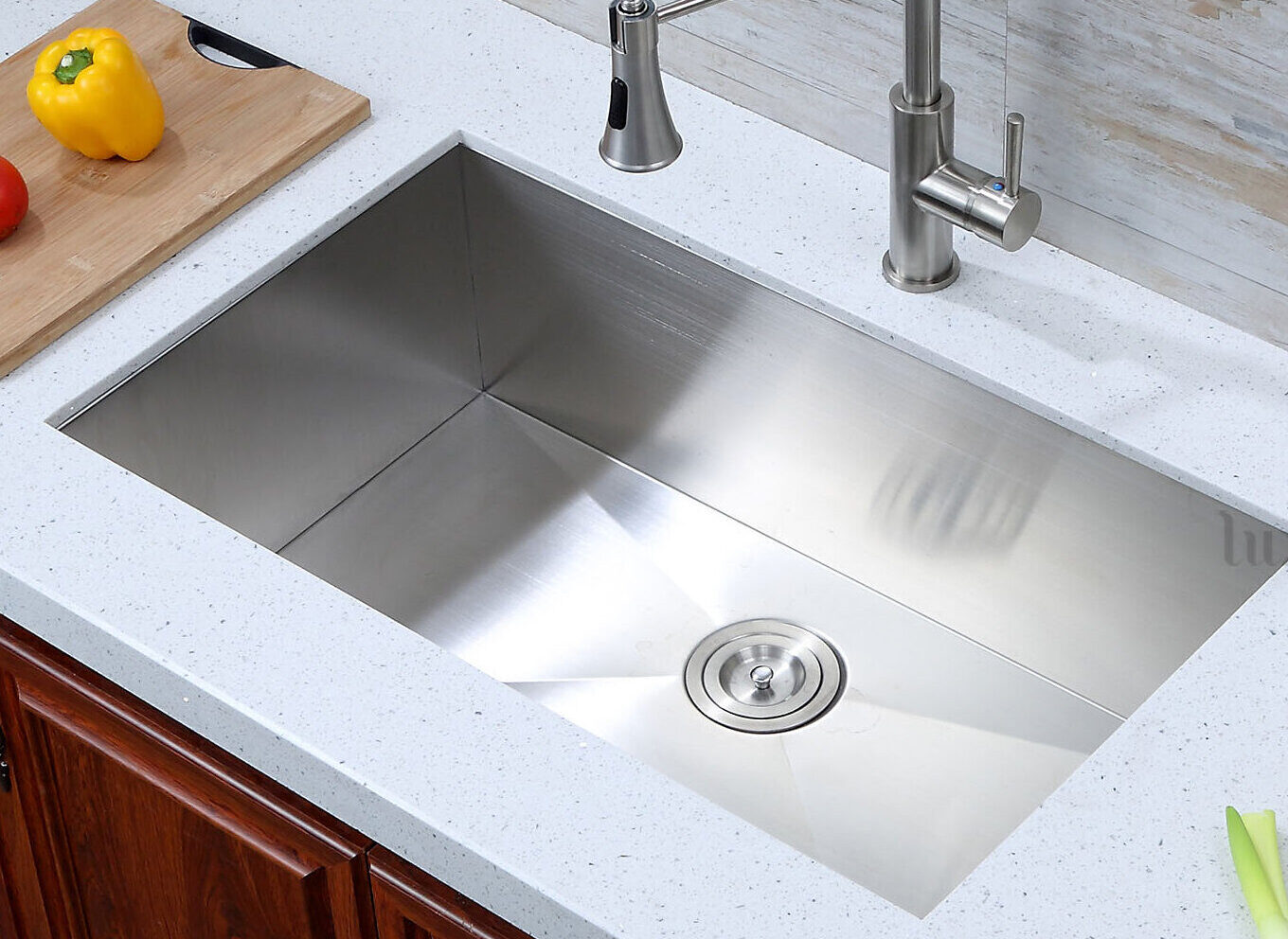 32-l-x-19-w-undermount-kitchen-sink